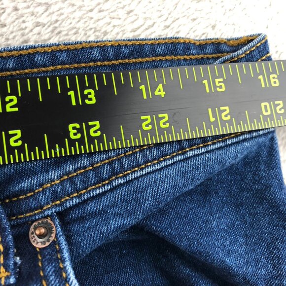 Bill Blass Womens Jeans Size 14P Stretch Straight Leg Blue Denim Casual Classic - Picture 4 of 15